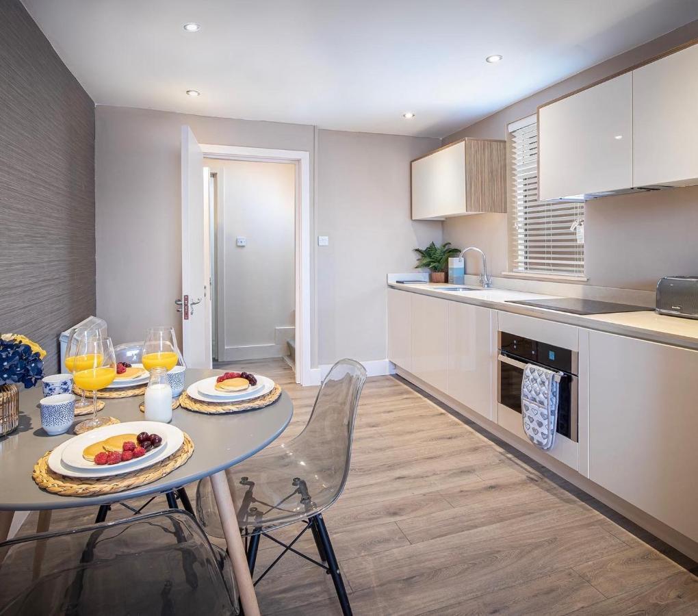 Coral Boutique Apartment 2 แบล็คพูล ภายนอก รูปภาพ